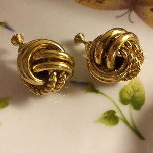 Vintage gold clip on